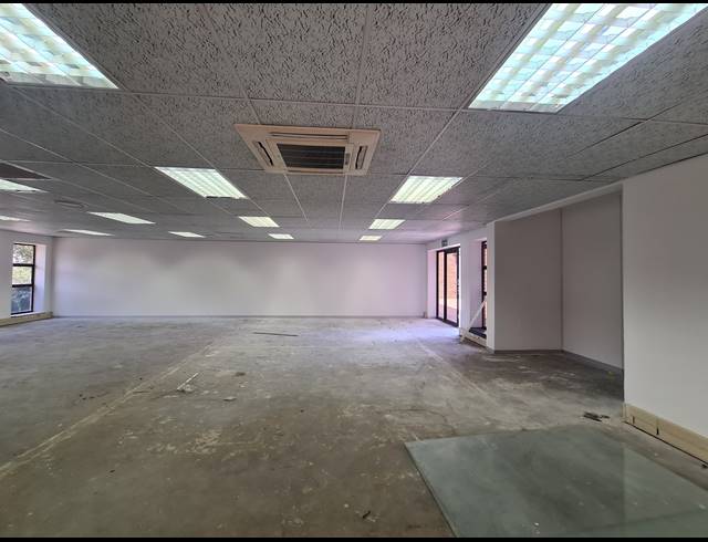 277M² OFFICE TO LET IN HURLINGHAM